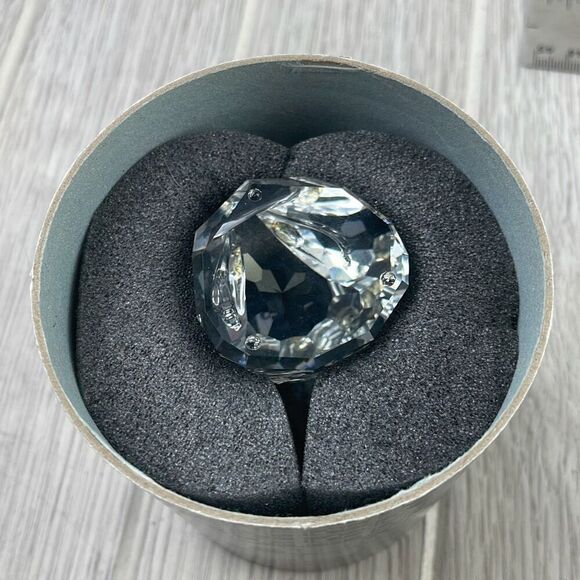 Swarovski Clear Swarovski Figurine: 013829 Chiseled Falcon Head Glass Eye Small - Picture 11 of 11